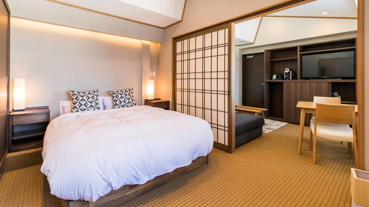 Hotel Silverhorn ميوكو المظهر الخارجي الصورة